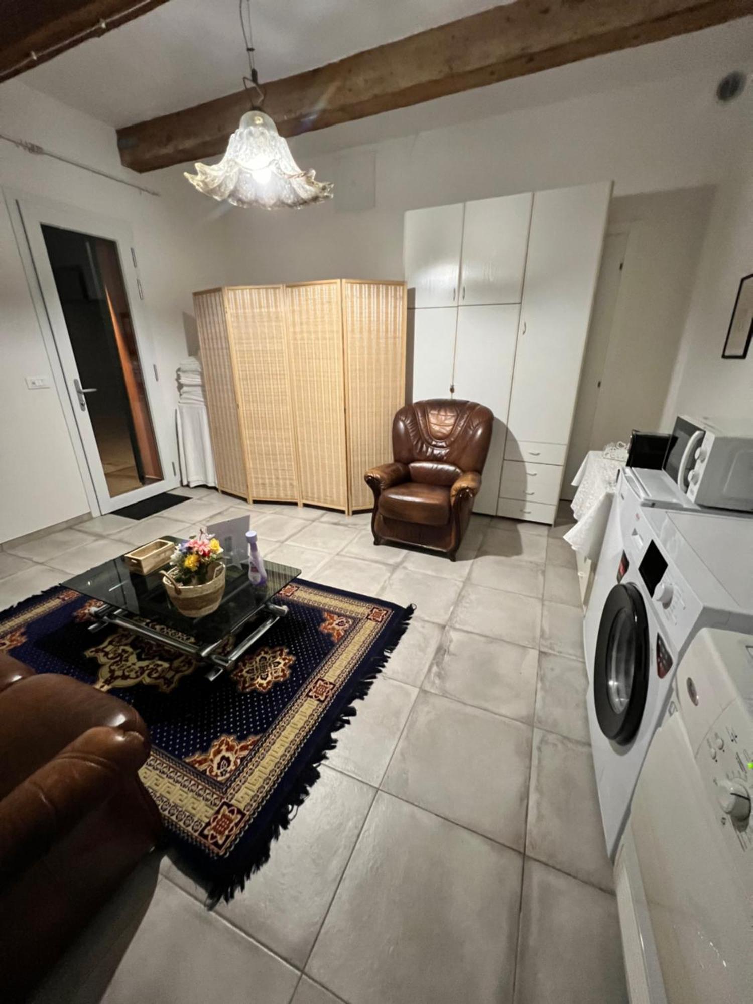 Guesthouse La Casa Di Giada Uscita Autostrada Di אימולה מראה חיצוני תמונה